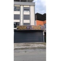 llluzyongarage