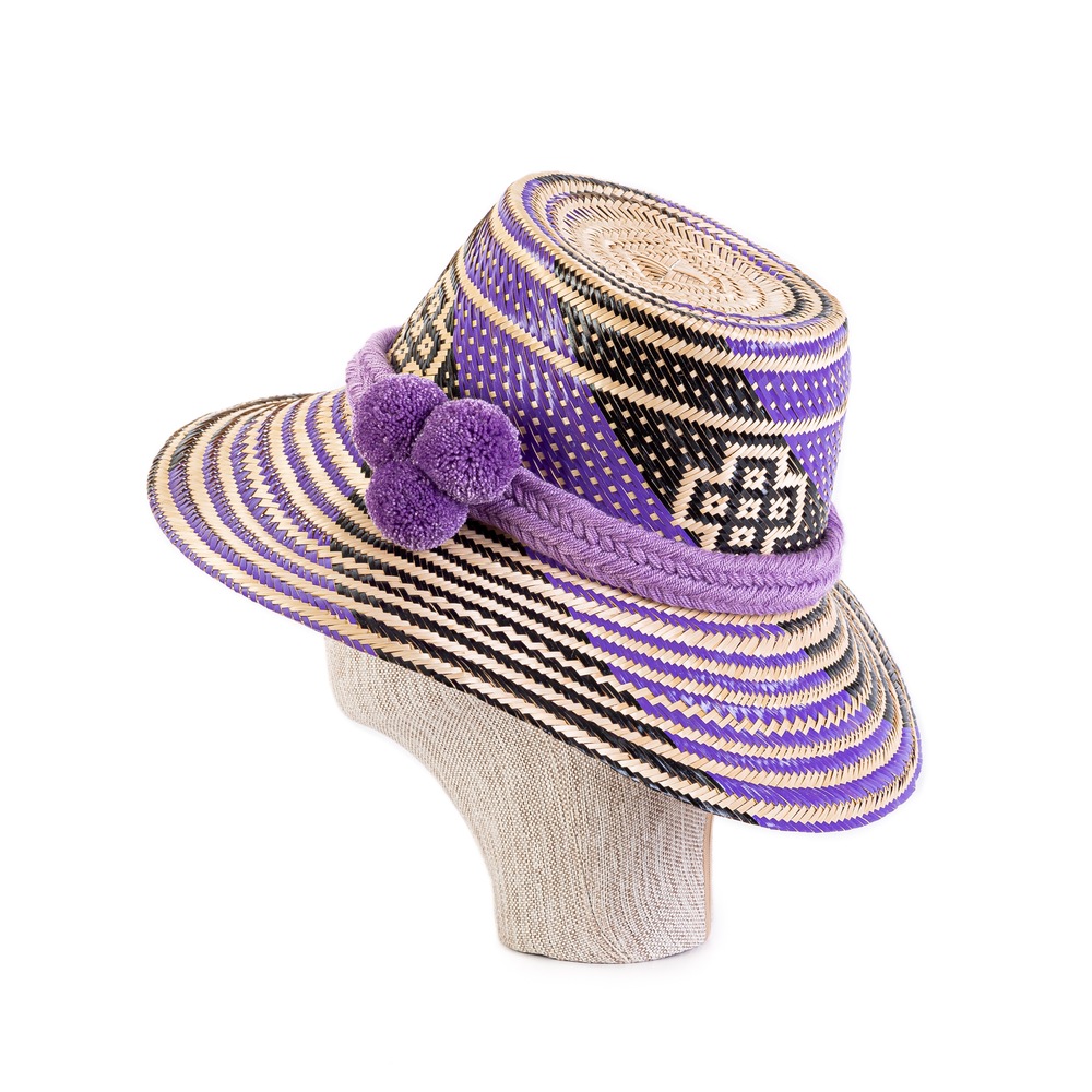 AiA Purple Pompom hat.(AiA Mor Ponponlu Şapka)