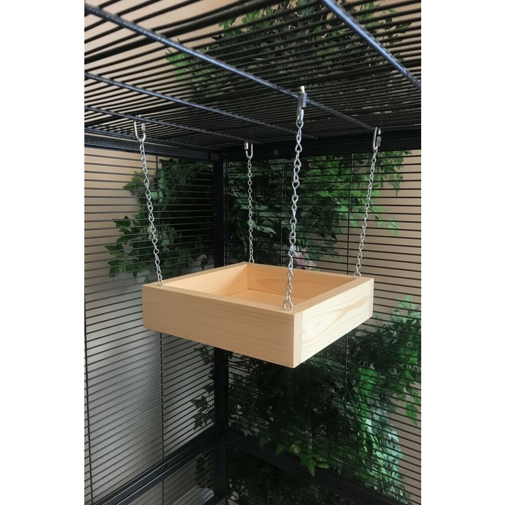Çam Ahşap Chinchilla Salıncağı – 22,9 cm × 22,9 cm × 5,7 cm, Metal Zincirli