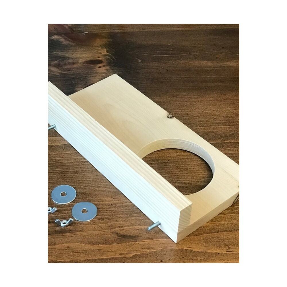 30cm Fırında Kurutulmuş Çam Chinchilla Çıkıntısı, Kaka Korumalı ve 50mm delik Montaj Donanımı