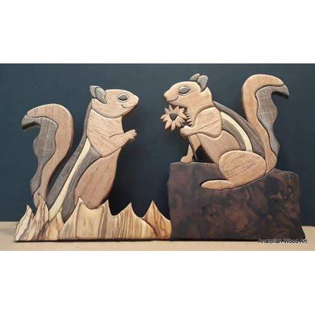 Wood intarsia pattern: Squirrels