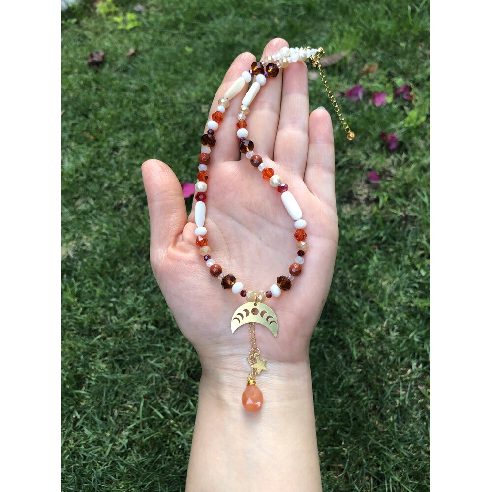 Luna Choker