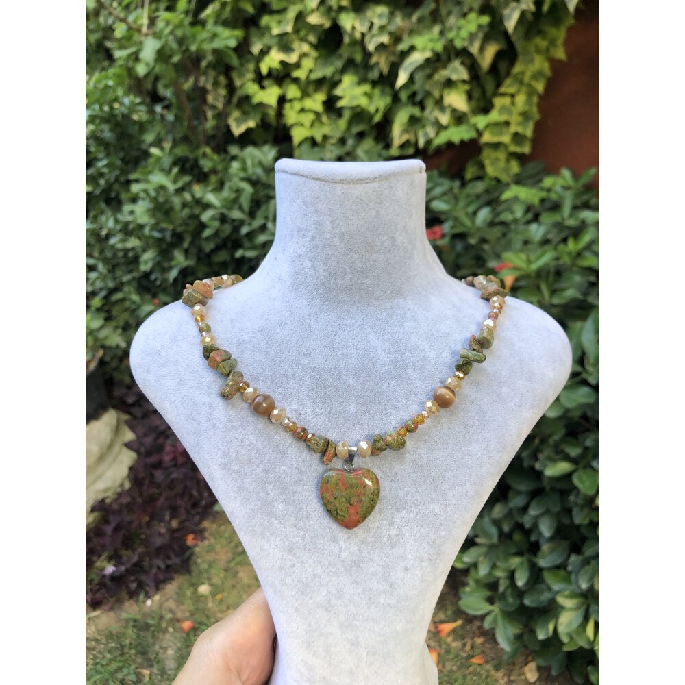 Coraline Green Choker