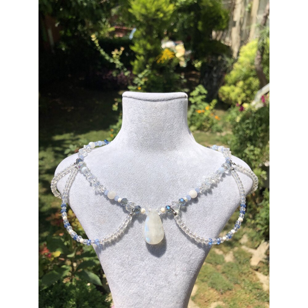 Meribella Choker