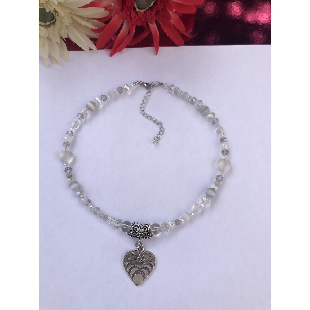 Moon love choker