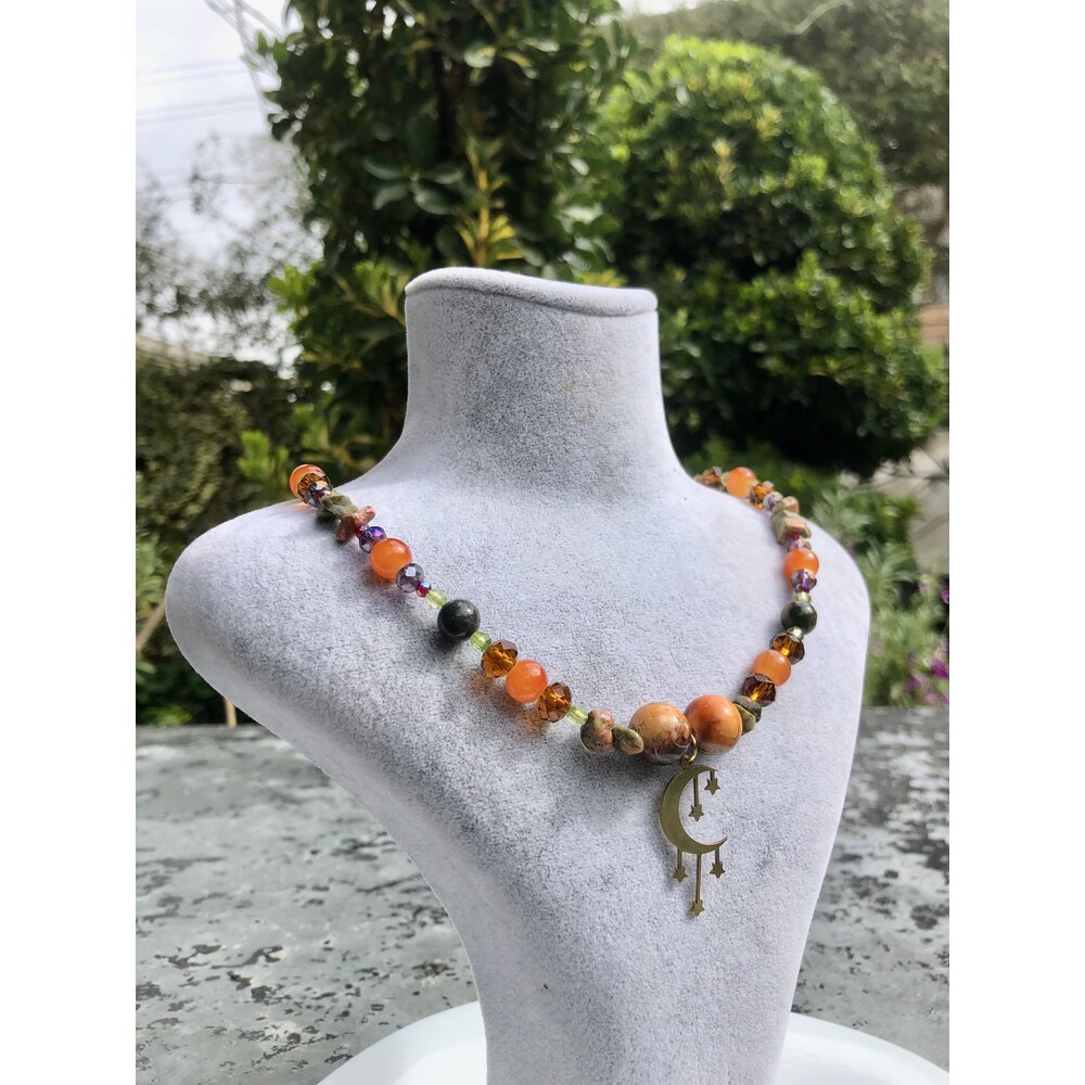 Sahra Choker 