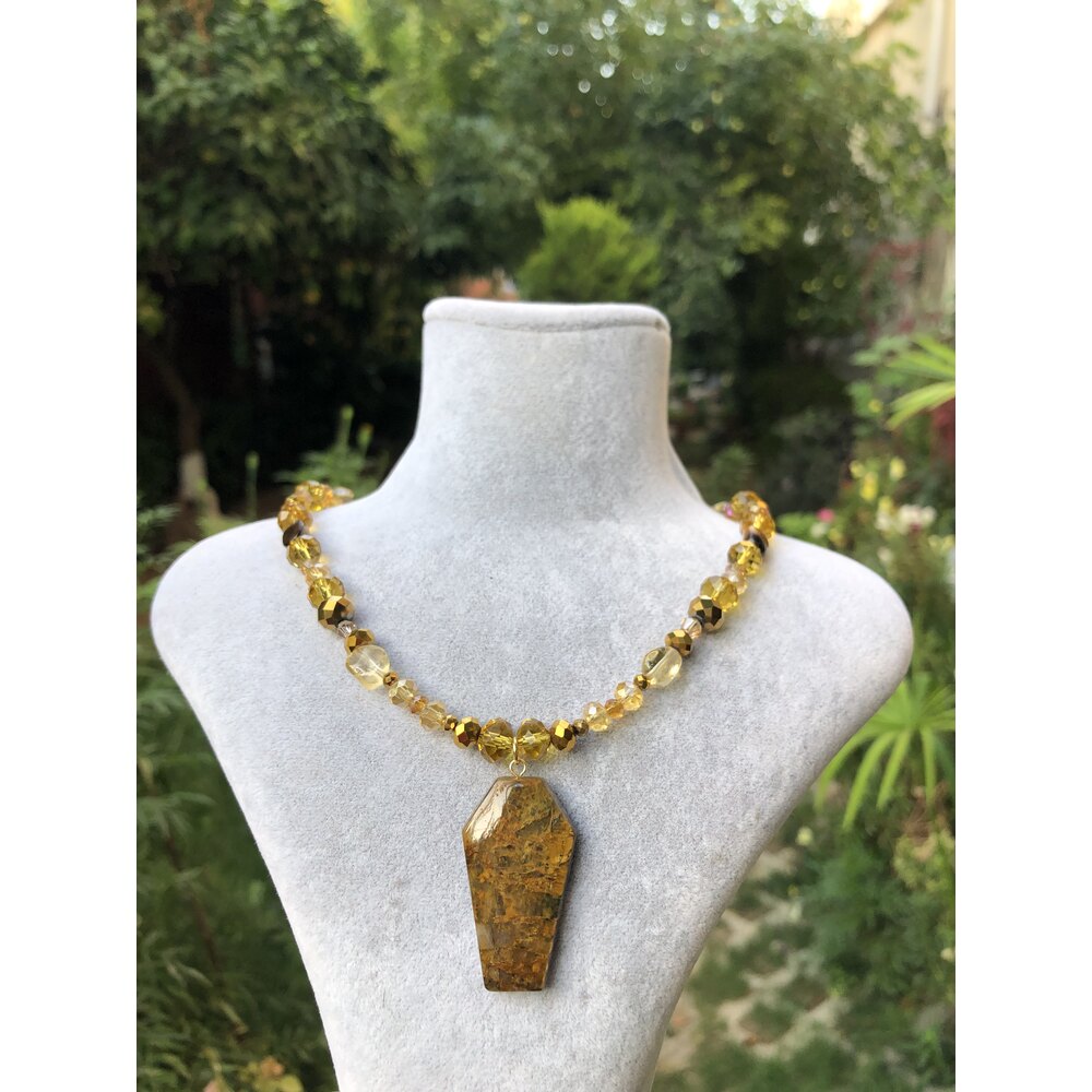 Sumina choker