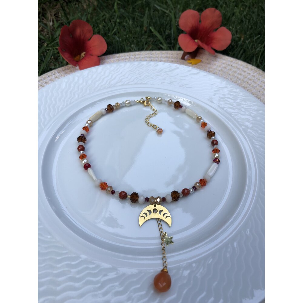 Luna Choker