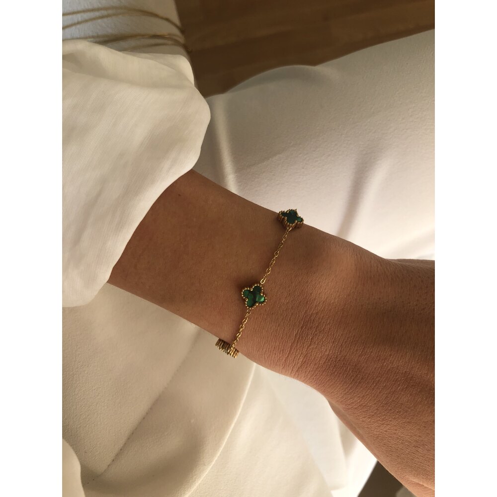 Çelik yeşil taşlı minimal yonca bileklik