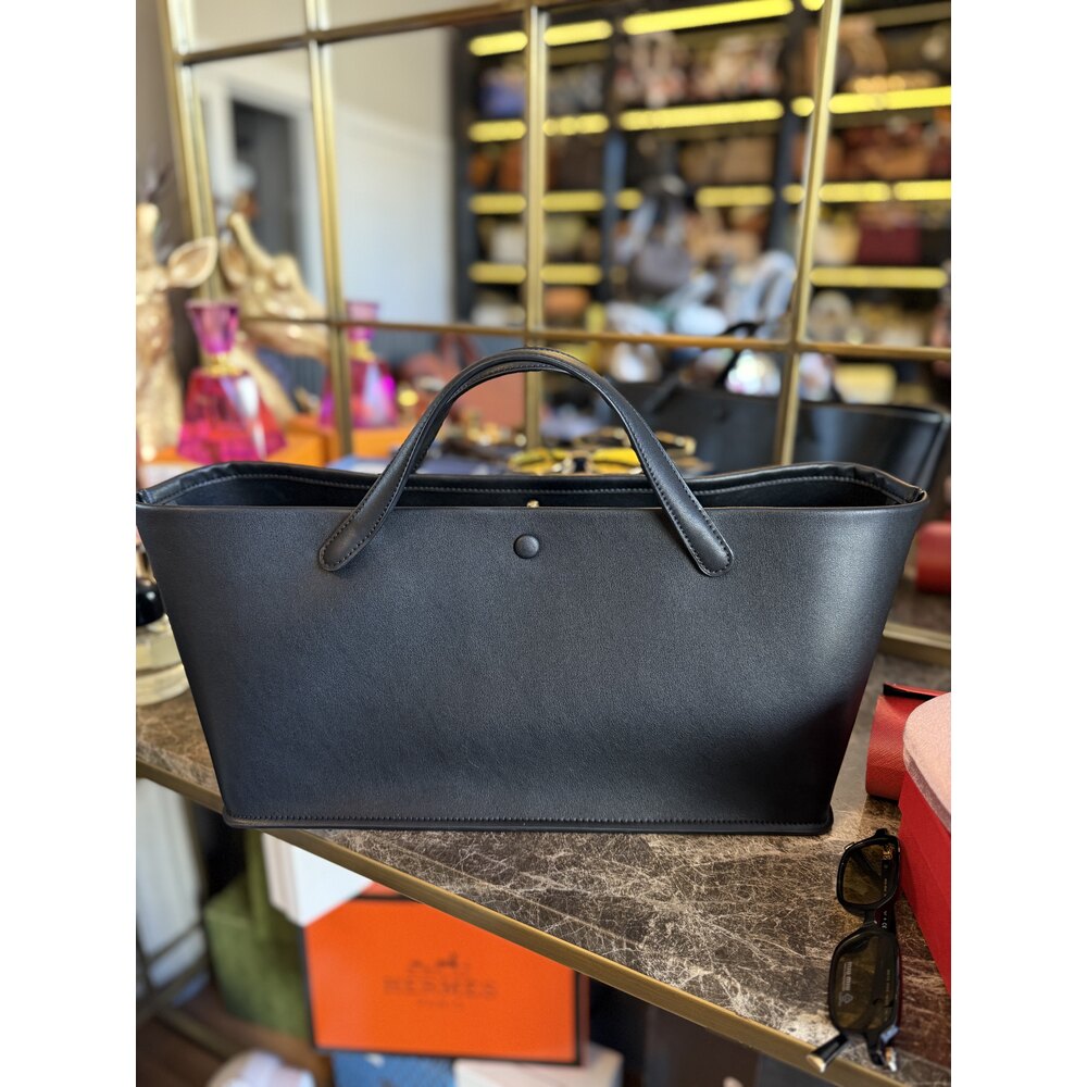 【関税・送料込み】The Row Grant レザー製ギリーシューズ TOSSの定番レザースニーカーChester ホワイト再入荷 中野坂上
