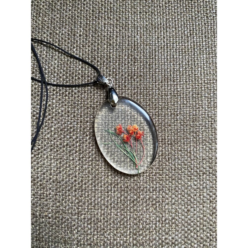 Epoksi Mini Çiçek Bahçesi Oval Kolye