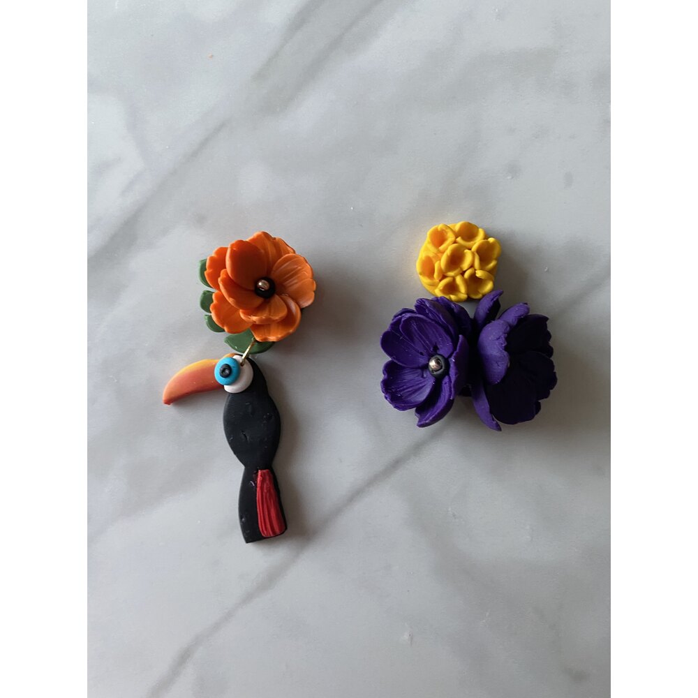 Toucan ve Frida Küpe
