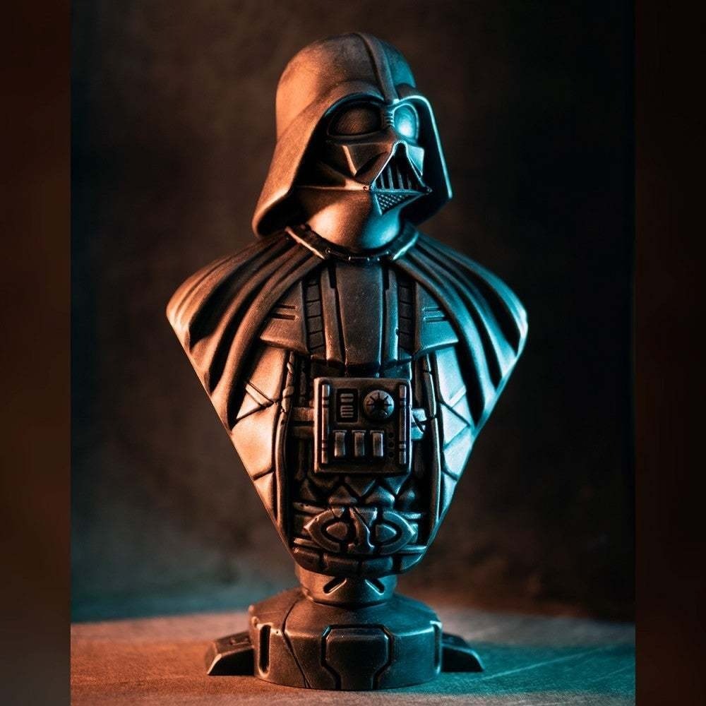 Siyah Darth Vader Büstü - Gücün Karanlık Tarafını Evinize Getirin