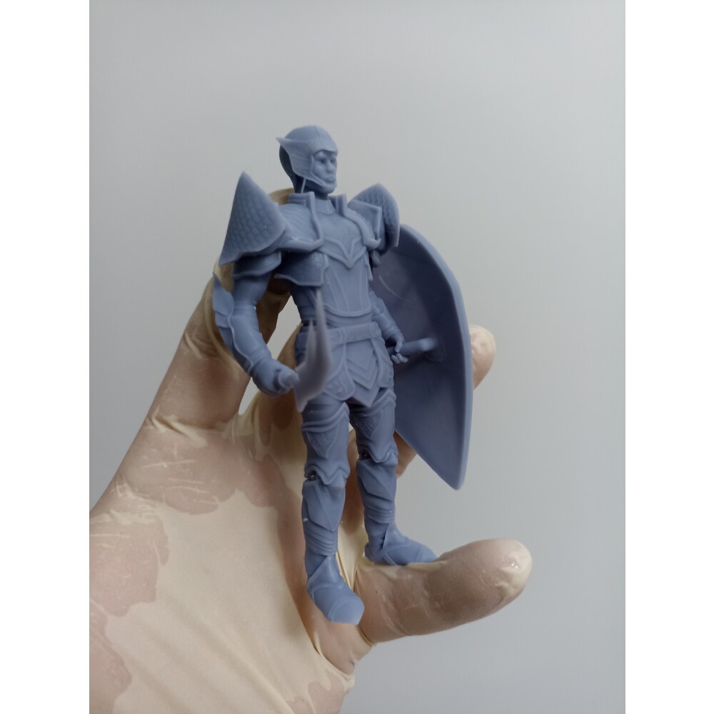 Knight Online 12cm Gri Reçine Human Asas Karakteri