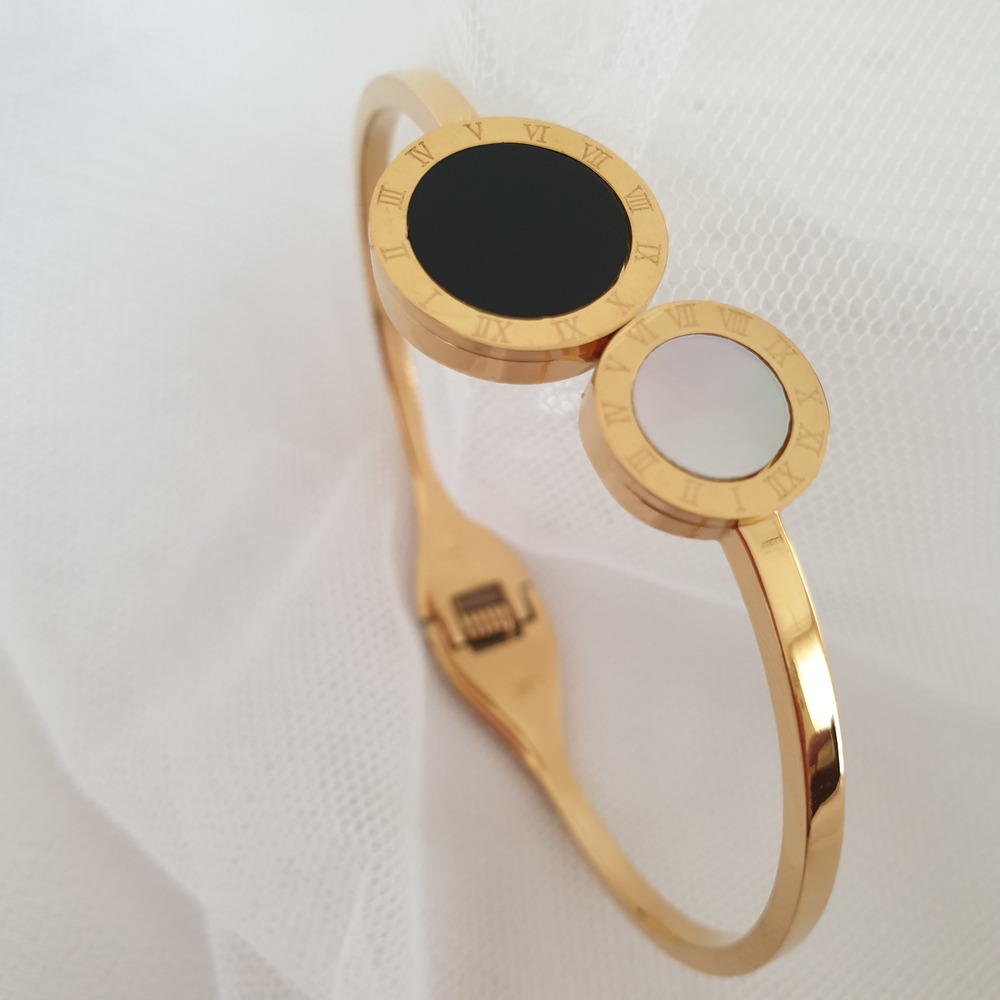 KB20220010-Gold Siyah Beyaz Daire Kelepçe Çelik Bileklik
