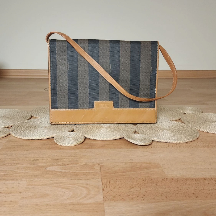 FENDİ Shoulder Bag 