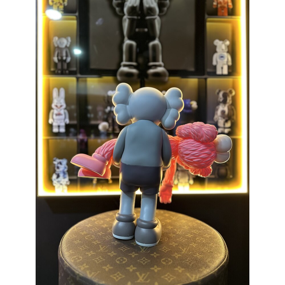 KAWS Indonesia フィギュア KAWS:HOLIDAY INDONESIA - Figure (Pink) - HENI Leviathan