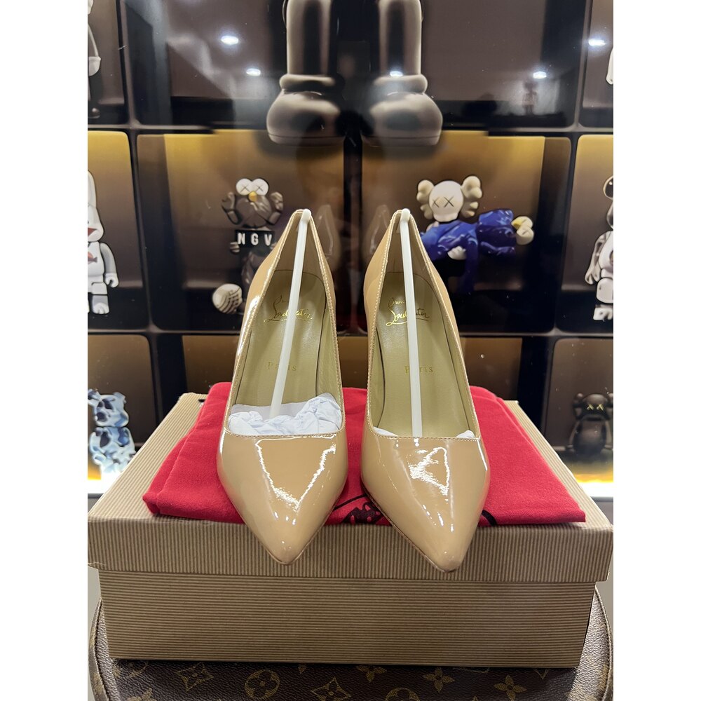 Christian Louboutin 37 numara | Hemen teslim, ithal ürünler