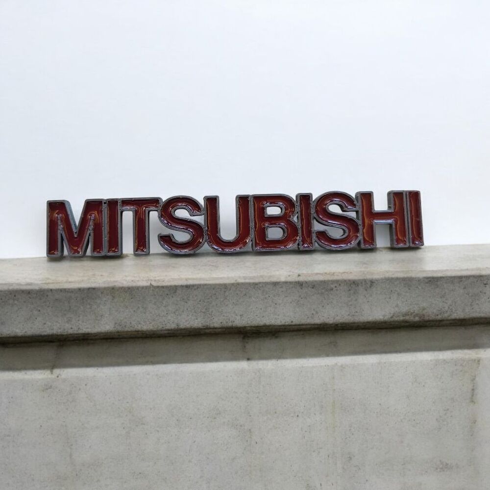 Mitsubishi Bagaj Yazısı (Gri-kırmızı)