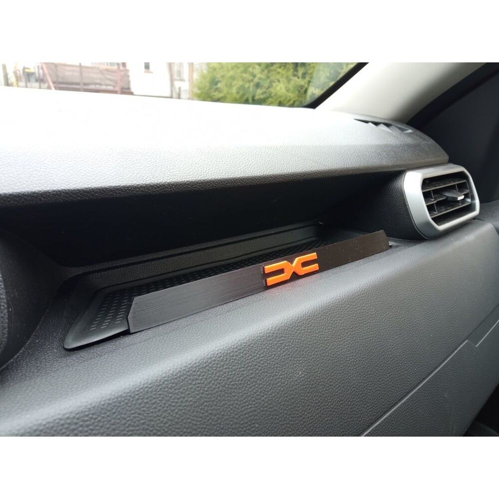 Dacia Duster-2 Konsol Logosu. Dekoratif