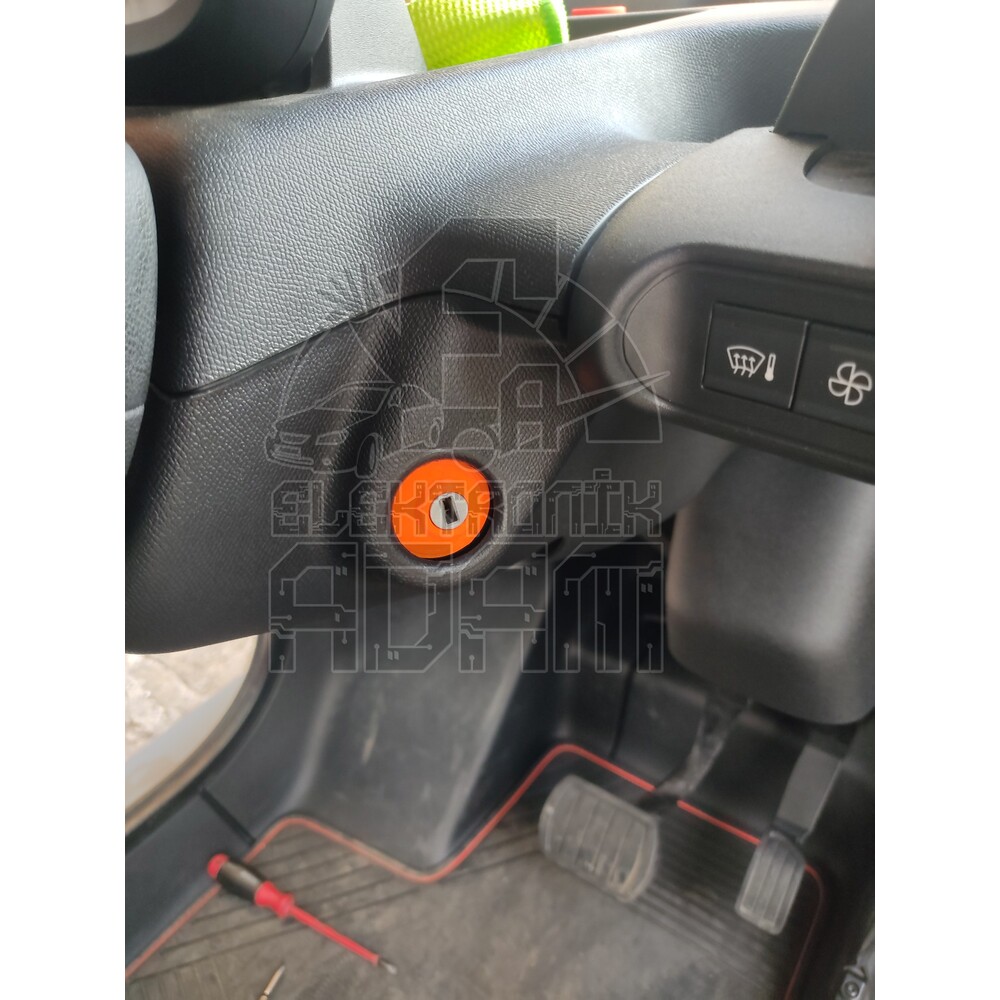 Citroen Ami Kontak Anahtarı Etrafı Dekor Kapak.