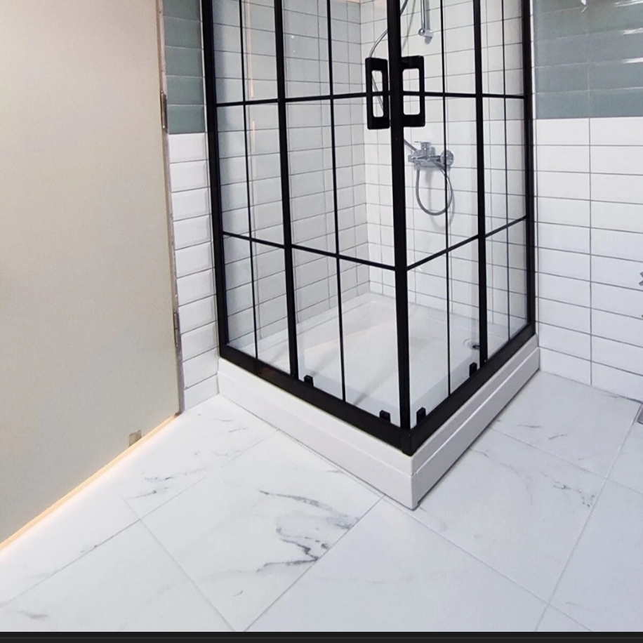 siyah karolajlı duşakabin 80x100 tekneli 80x170 oturmalıküvet
