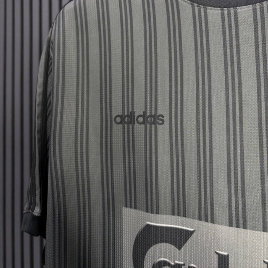 Liverpool Shadow Stripe Premium Jersey