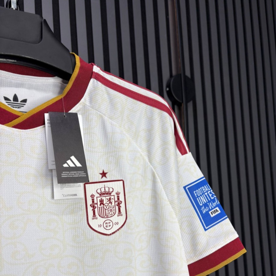 Spain Retro White Premium Jersey