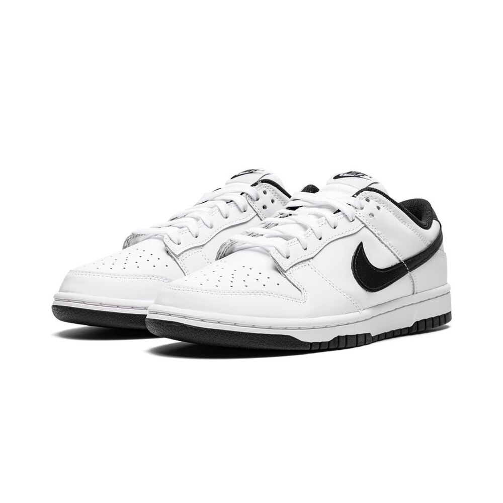 Nike Dunk Low (2022) White/Black 