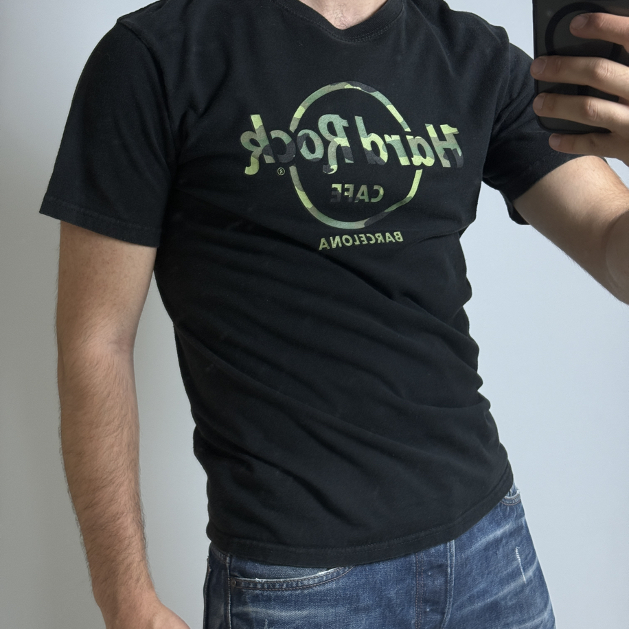 (S/M) Hard Rock Barcelona Vintage Tshirt