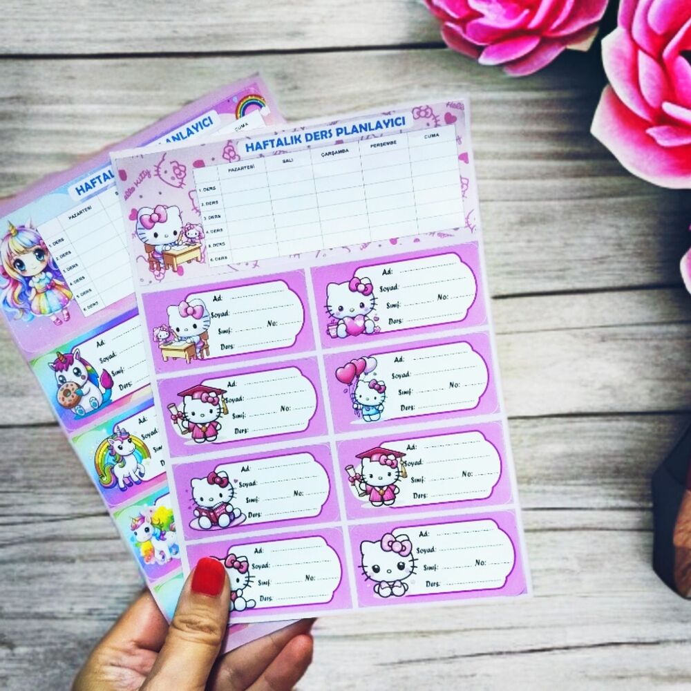 Unicorn ve Hello Kitty Okul Etiketi 