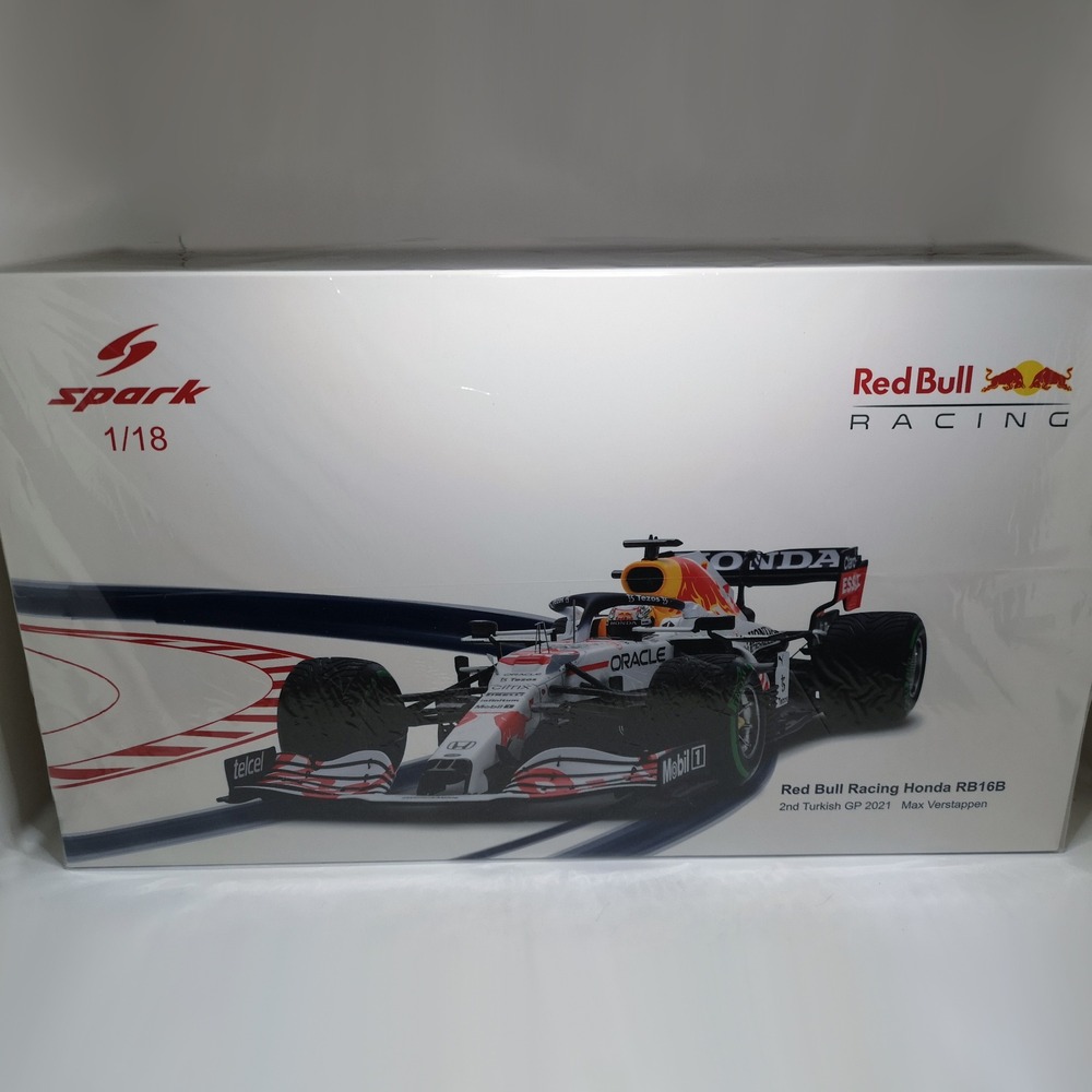 Red Bull Racing RB16B (2021) Verstappen - Spark 1:18 | Hobi Sanal