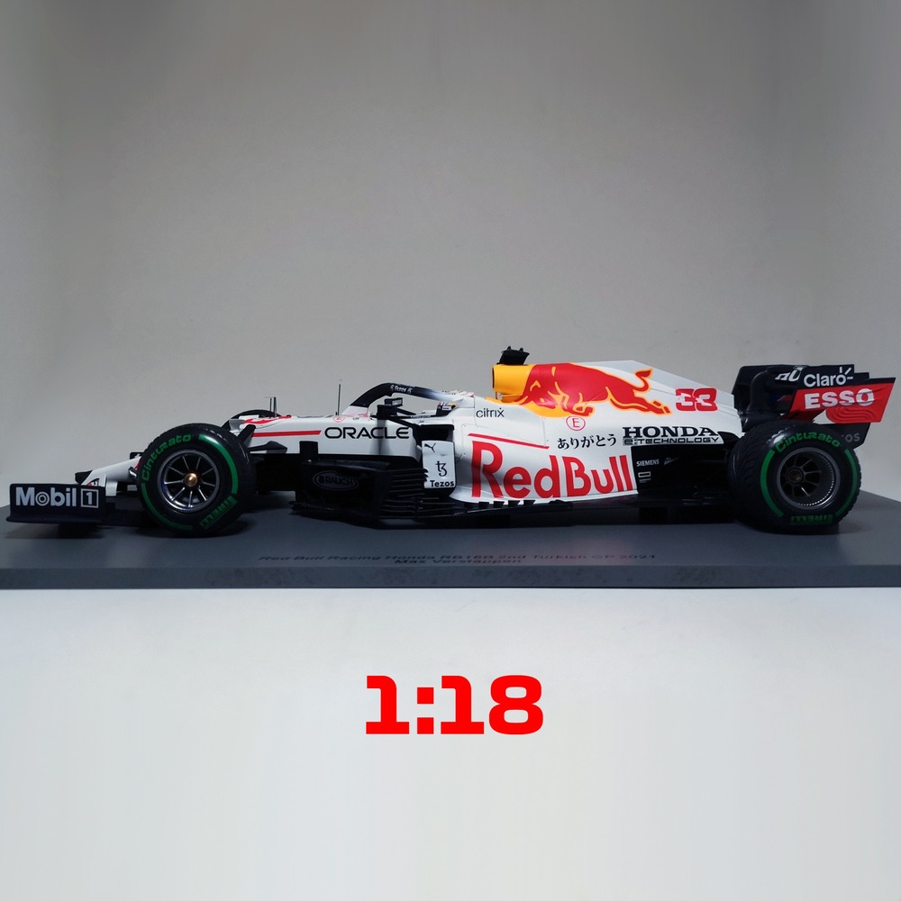 Red Bull Racing RB16B (2021) Verstappen - Spark 1:18 | Hobi Sanal