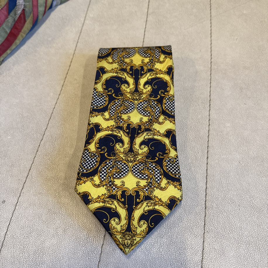 Ultra Rare Archival Gianni Versace 90s Medusa Barocco