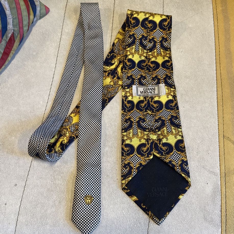 Ultra Rare Archival Gianni Versace 90s Medusa Barocco