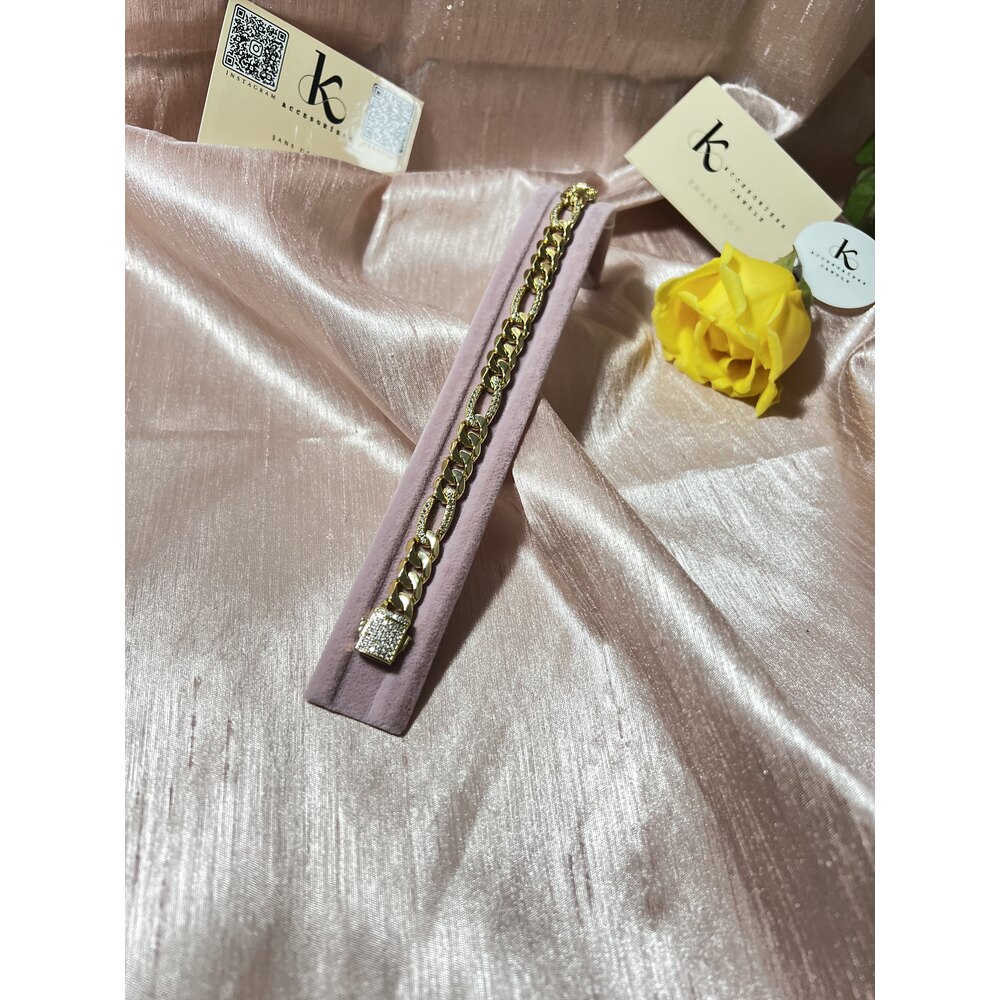 Çelik Geçme Model Taşlı Gourmet 