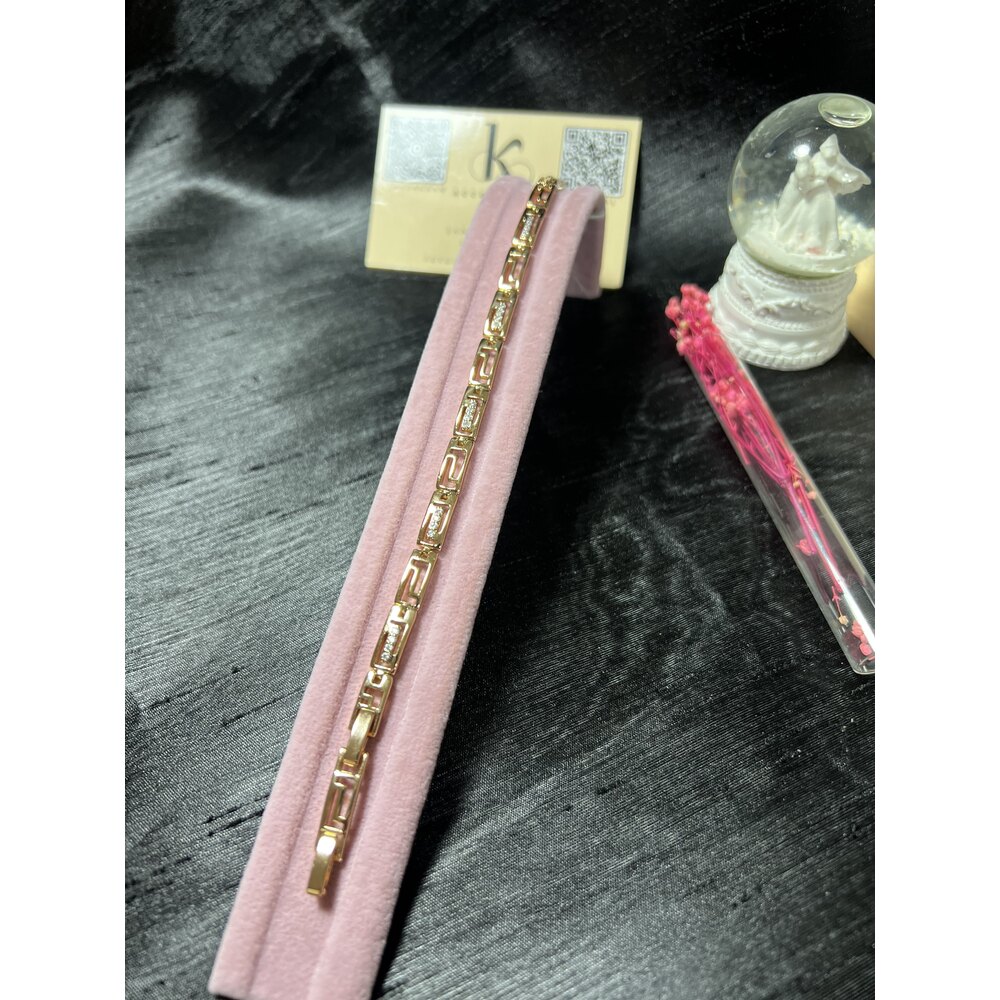 Kuyumcu Model Zirkon Taşlı İnce Bileklik 