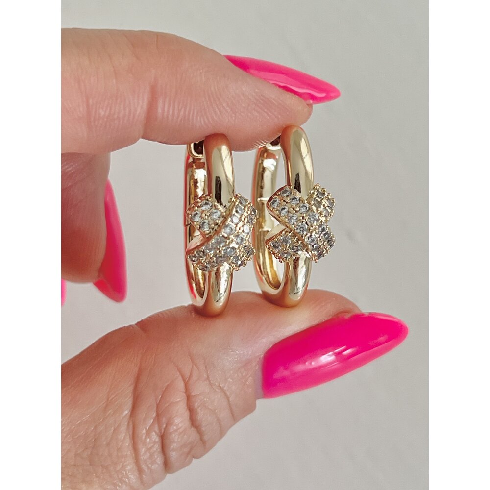Xoxo Gold Oval Halka Küpe