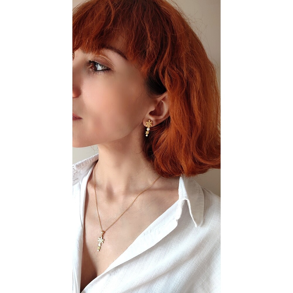 Kar Tanesi Kolye