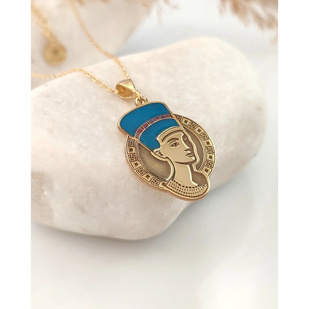 Nefertiti