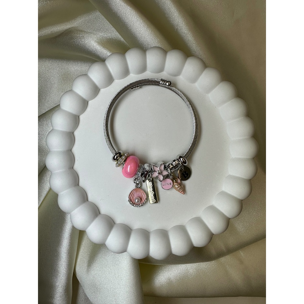 Pandora Model Pembe İstiridye Charm Çelik Bileklik