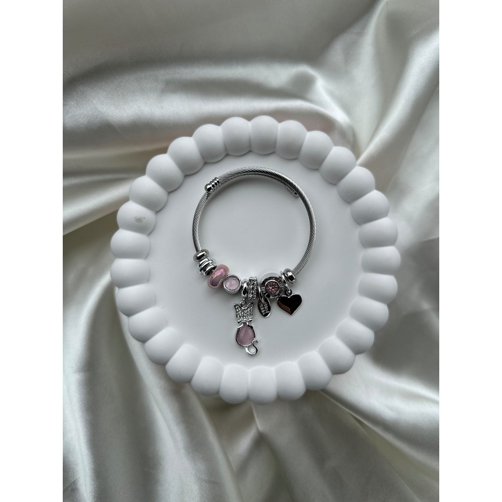 Pandora Model Pembe Kedi Charm Çelik Bileklik
