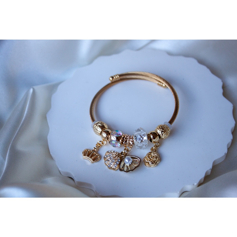 Pandora Model Beyaz İnci Charm Çelik Bileklik