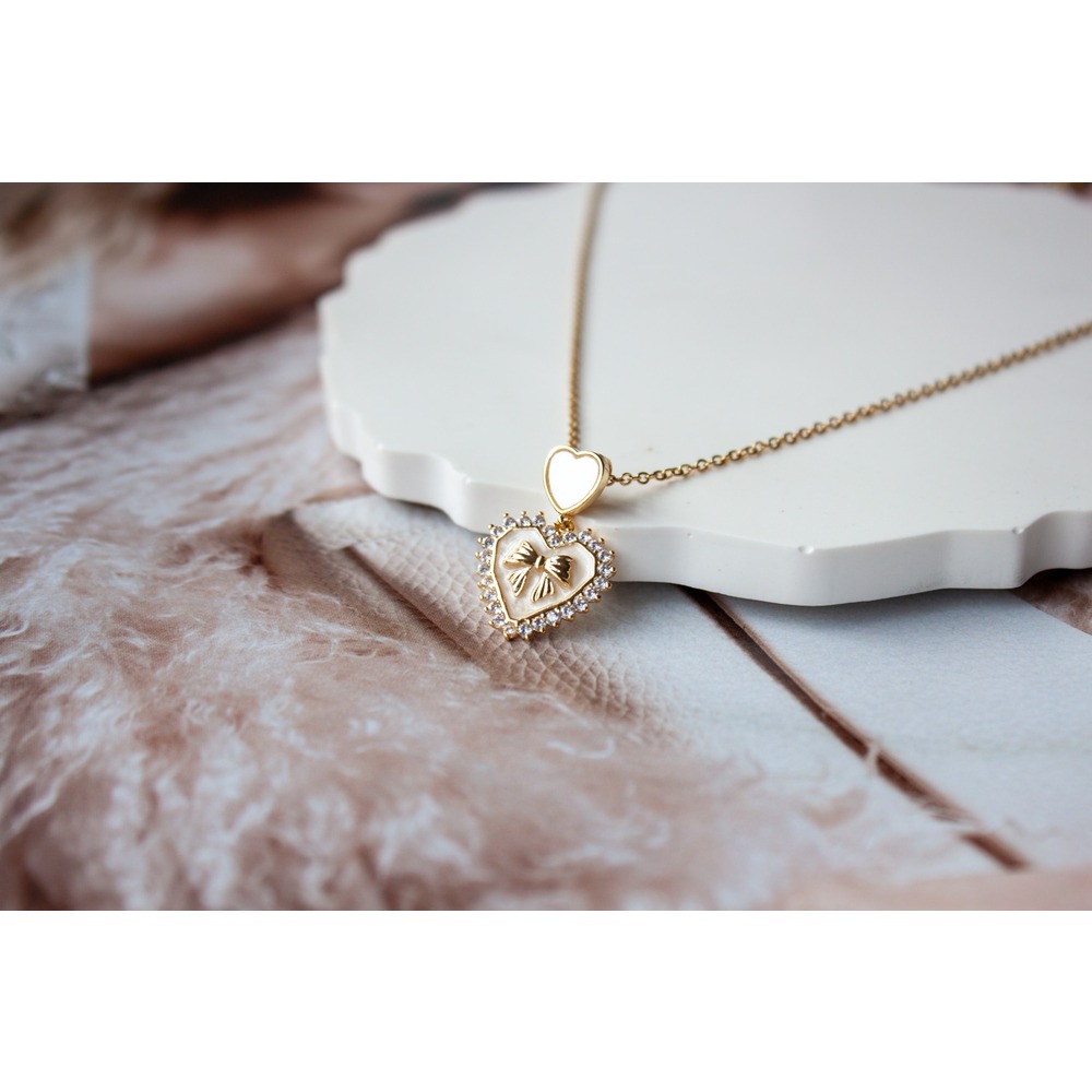 Ribbon Hearth Steel Necklace