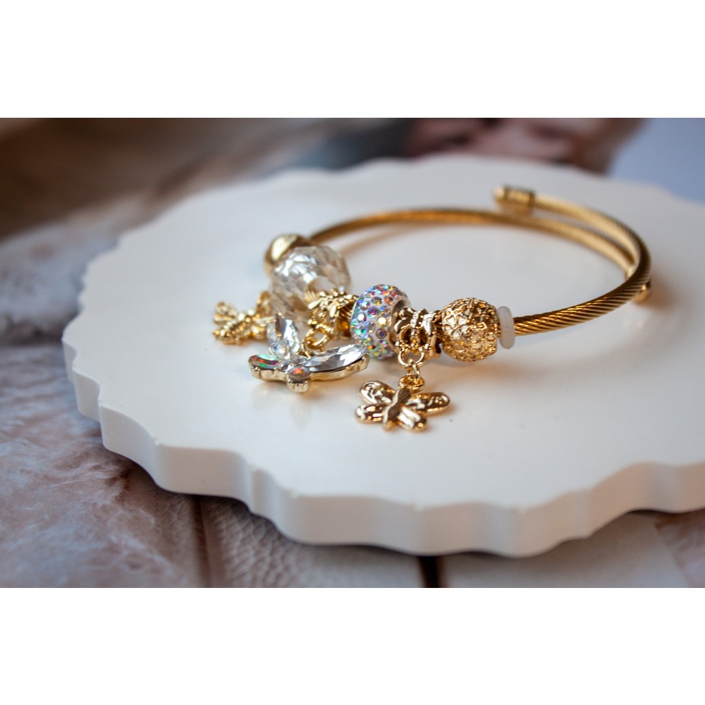 Pandora Model Beyaz Kelebek Charm Çelik Bileklik