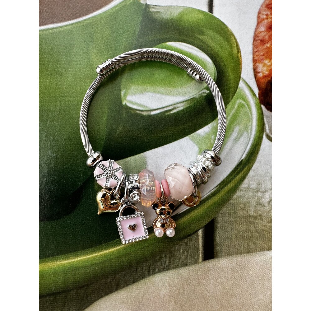 Pandora Model Pembe Ayıcık Charm Çelik Bileklik