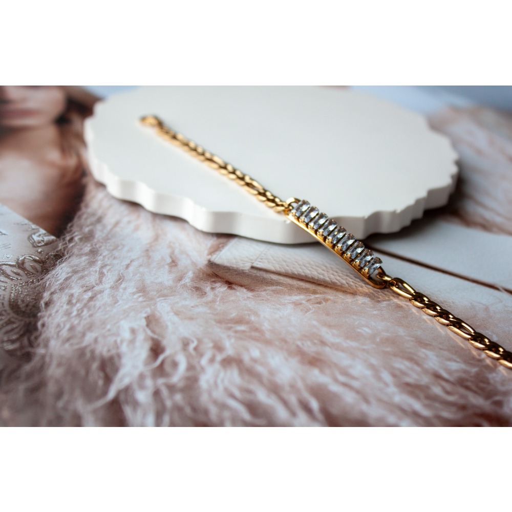 Swarovnski St. Bracalet