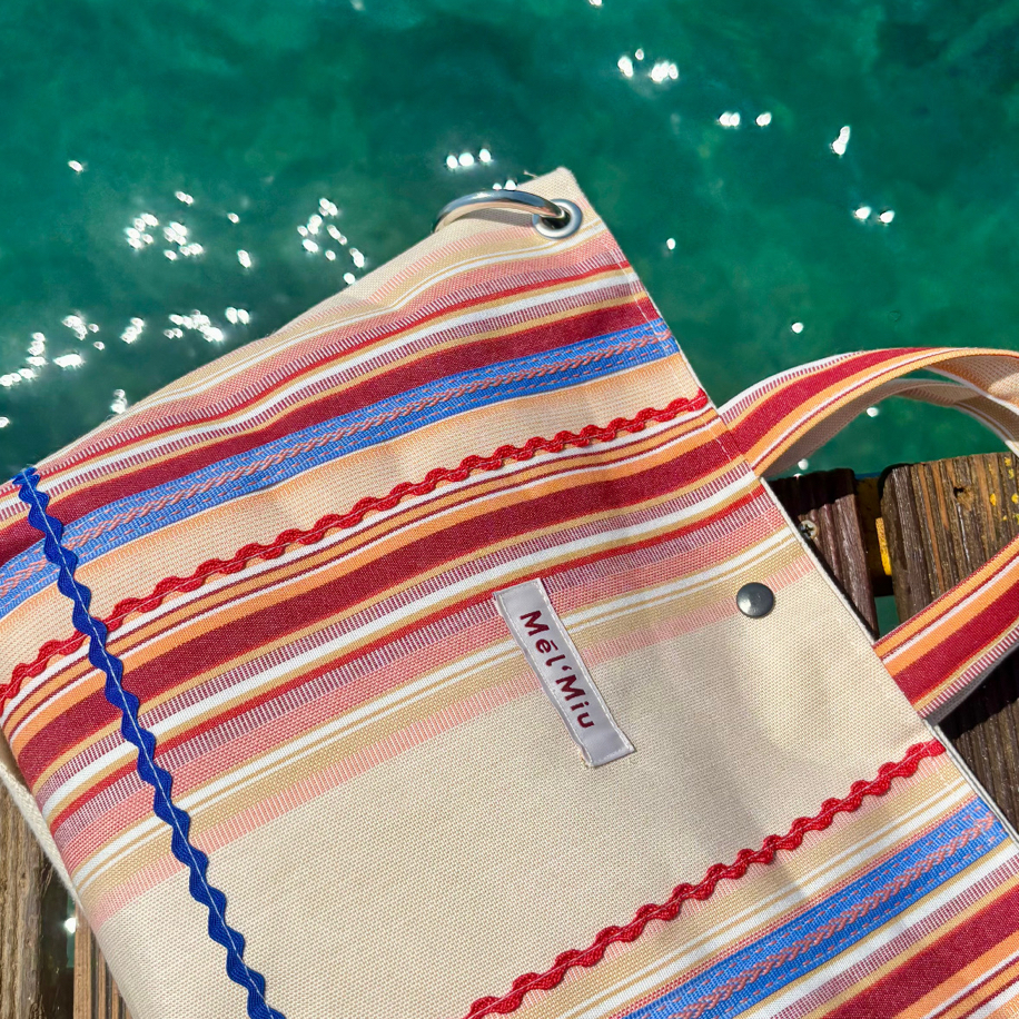 SOLE  TOTE BAG  