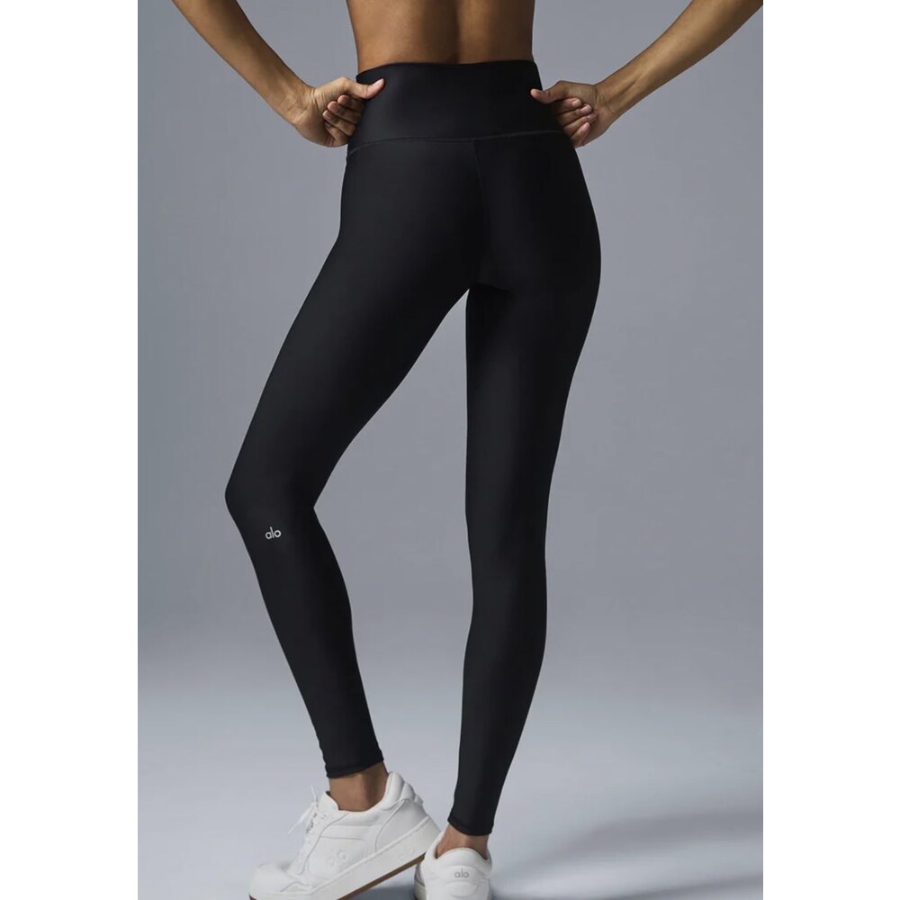 Arman porno yashirin kamera Qiz paypoqda shahvoniymi?