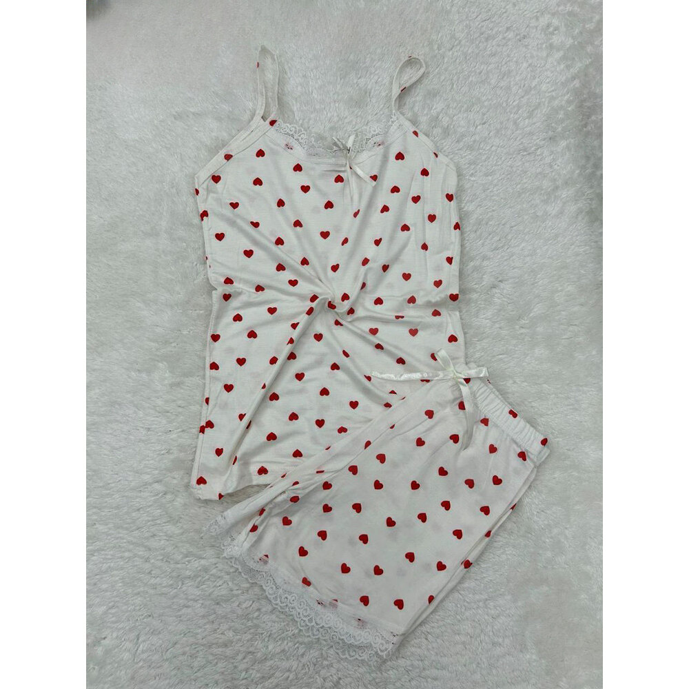 Kırmızı kalpli pijama takımı